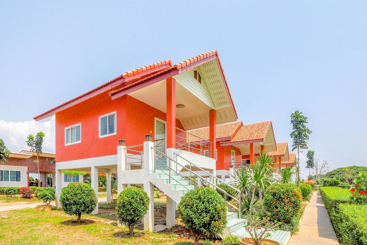 Oyo 748 Pada Homestay Mu Si Exterior photo