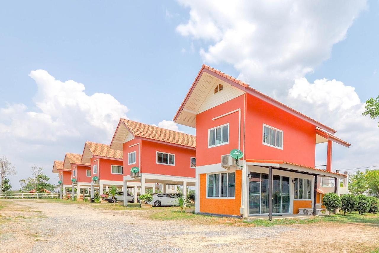 Oyo 748 Pada Homestay Mu Si Exterior photo