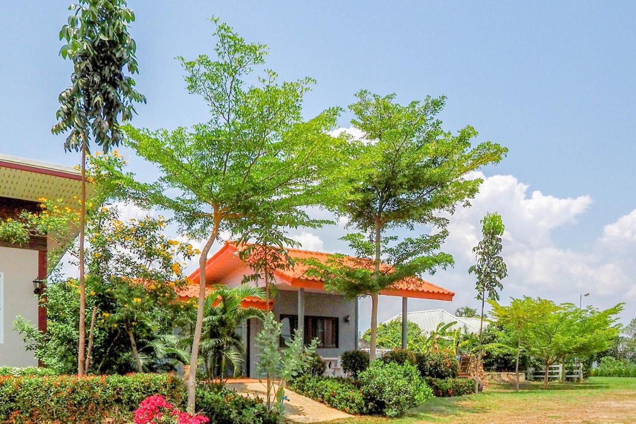 Oyo 748 Pada Homestay Mu Si Exterior photo