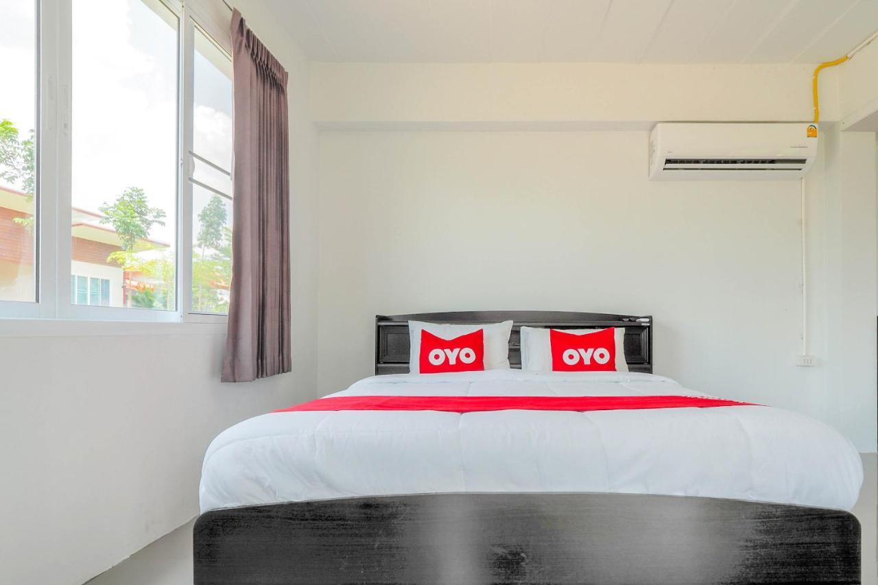 Oyo 748 Pada Homestay Mu Si Exterior photo