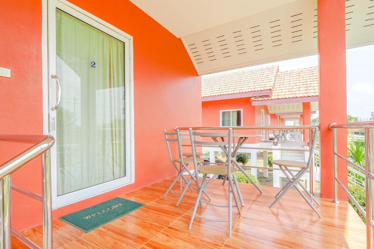 Oyo 748 Pada Homestay Mu Si Exterior photo